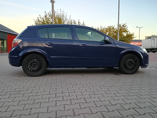 Opel Astra — zdjęcie 11