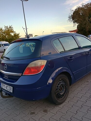 Opel Astra — zdjęcie 10