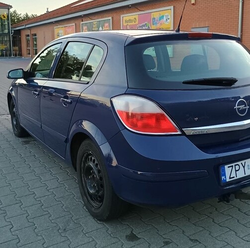 Opel Astra — zdjęcie 5
