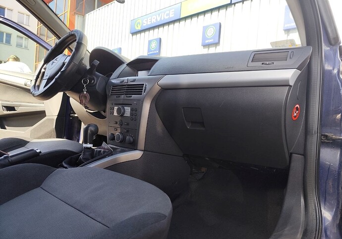 Opel Astra — zdjęcie 22